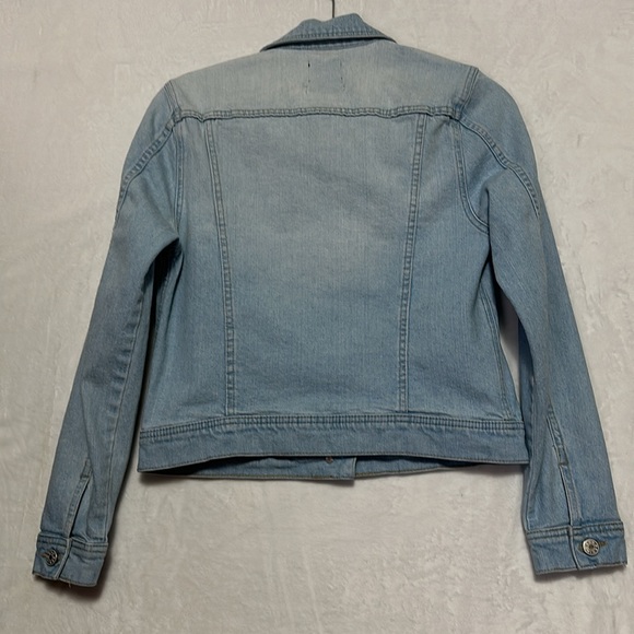 BDG Women’s Light Wash Denim Cropped Jean Jacket Size Medium - Picture 4 of 7